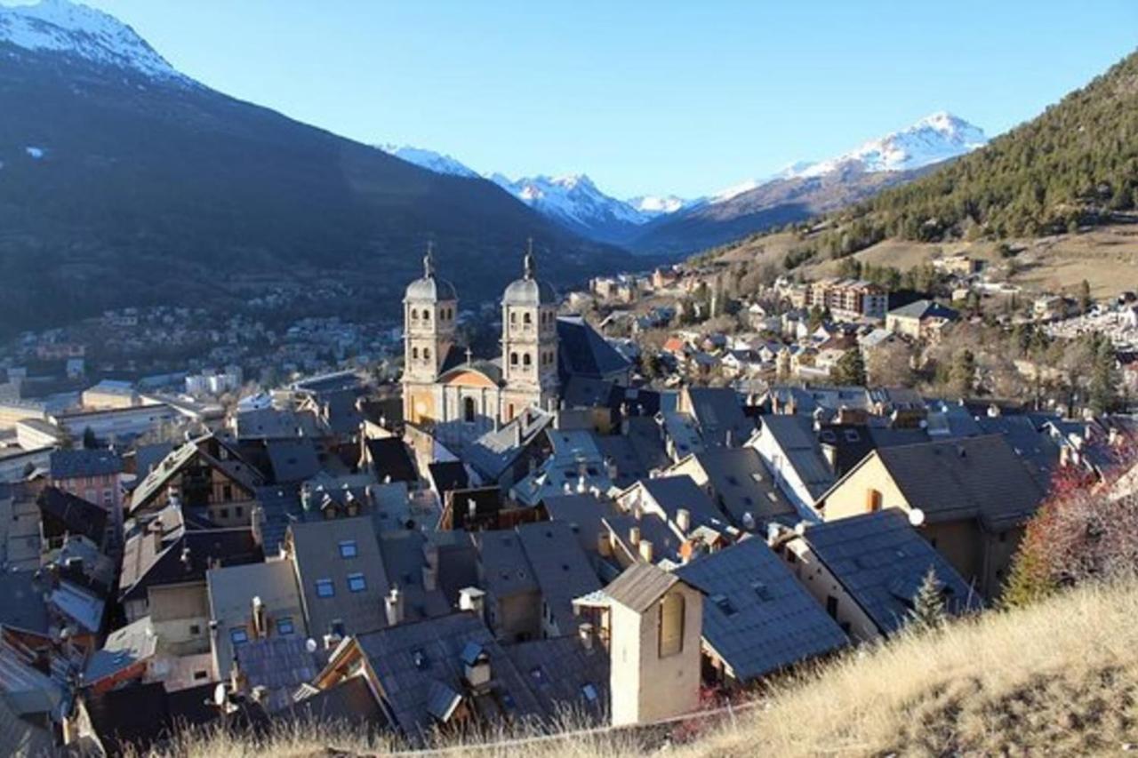 Rare Pearl With An Incredible View Of All Briancon Екстер'єр фото